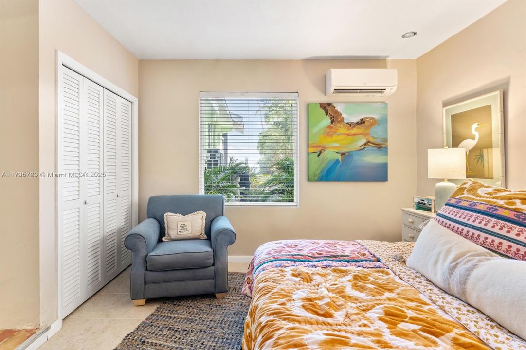 Недавно продано: $3,999,000 (5 спален, 4 ванн, 2358 Квадратных фут)