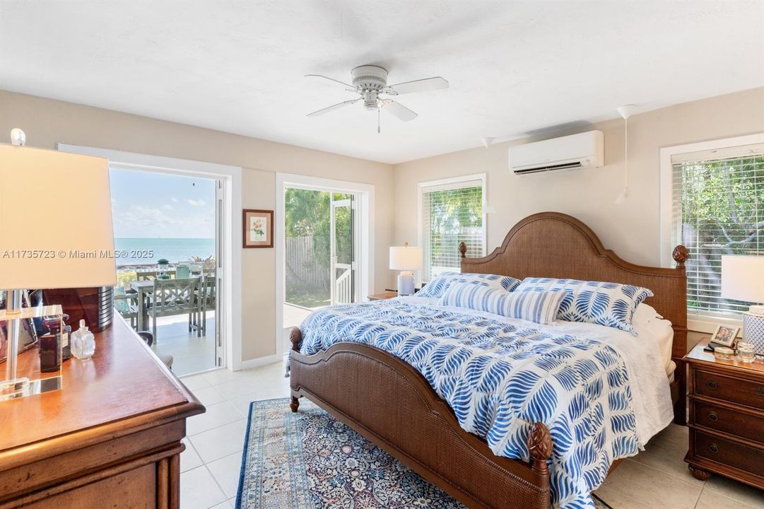 Недавно продано: $3,999,000 (5 спален, 4 ванн, 2358 Квадратных фут)