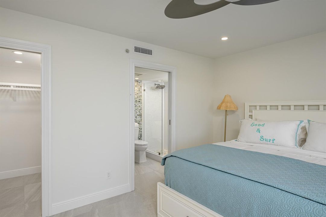 3554_Ocean_Dr_Penthouse_3N-321-Enhanced-