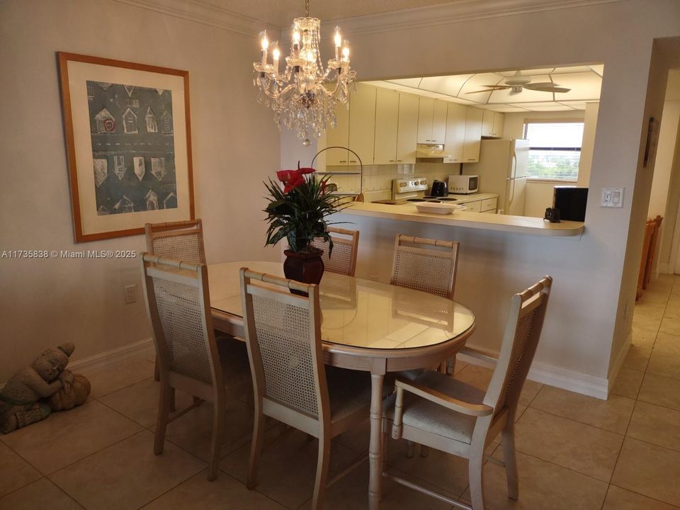 В аренду: $4,750 (2 спален, 2 ванн, 1154 Квадратных фут)