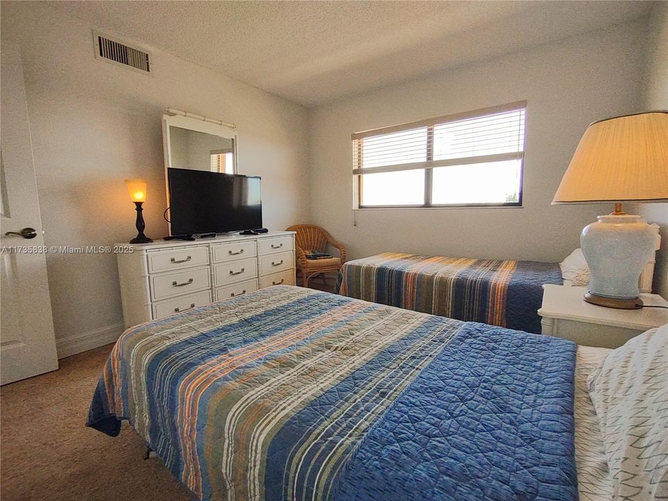 В аренду: $4,750 (2 спален, 2 ванн, 1154 Квадратных фут)