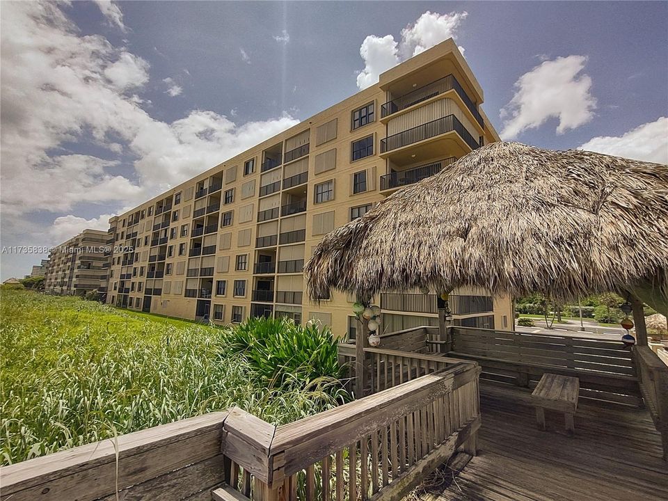 В аренду: $4,750 (2 спален, 2 ванн, 1154 Квадратных фут)