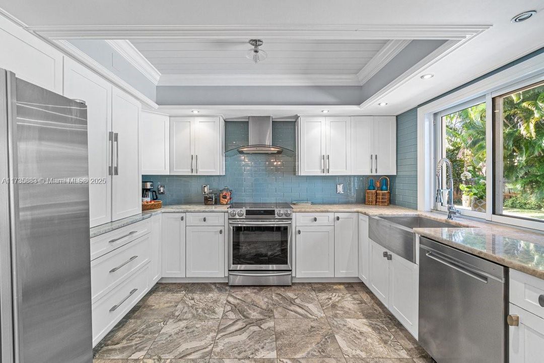 Activo con contrato: $915,000 (3 camas, 2 baños, 1387 Pies cuadrados)