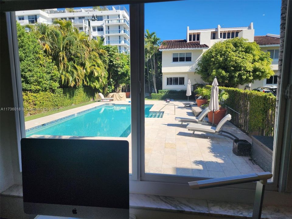 Recientemente alquilado: $7,900 (3 camas, 2 baños, 2200 Pies cuadrados)