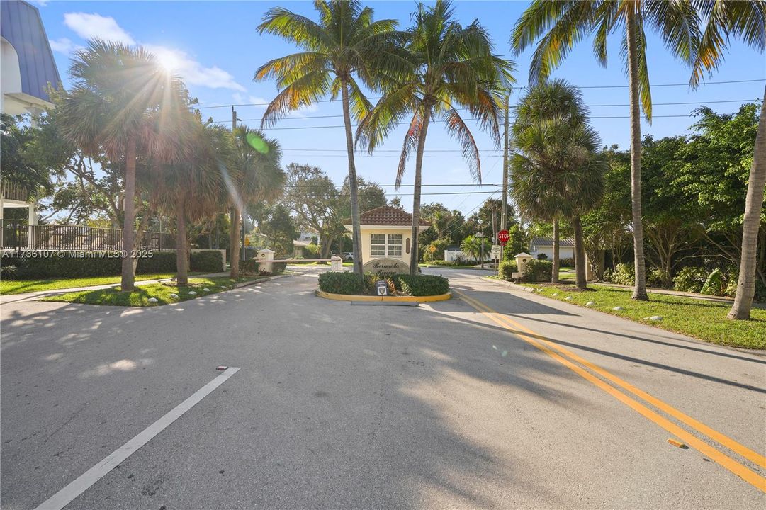 For Sale: $1,800,000 (0.18 acres)