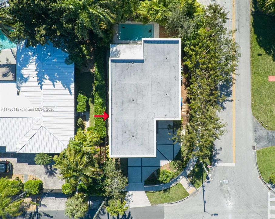 Vendido Recientemente: $2,450,000 (4 camas, 4 baños, 2955 Pies cuadrados)