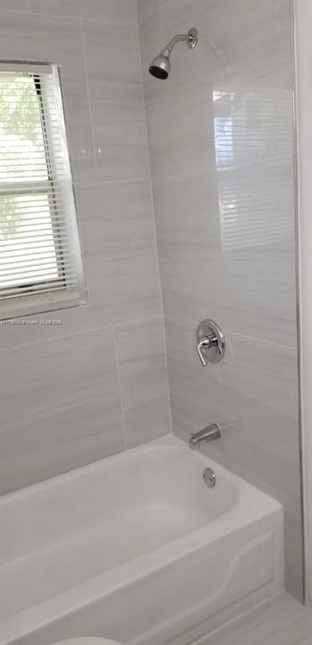 For Sale: $349,500 (3 beds, 2 baths, 1420 Square Feet)