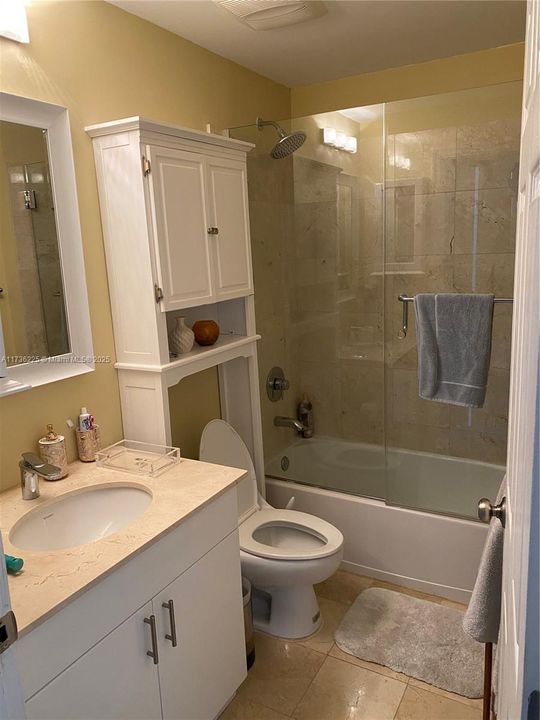 Recently Rented: $4,300 (2 beds, 2 baths, 1846 Square Feet)