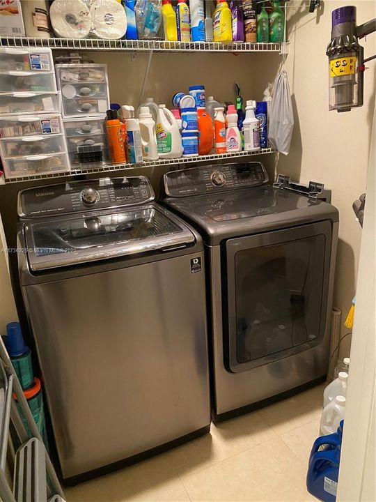 Recently Rented: $4,300 (2 beds, 2 baths, 1846 Square Feet)