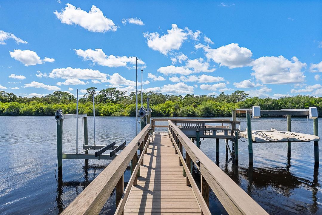 Dock
