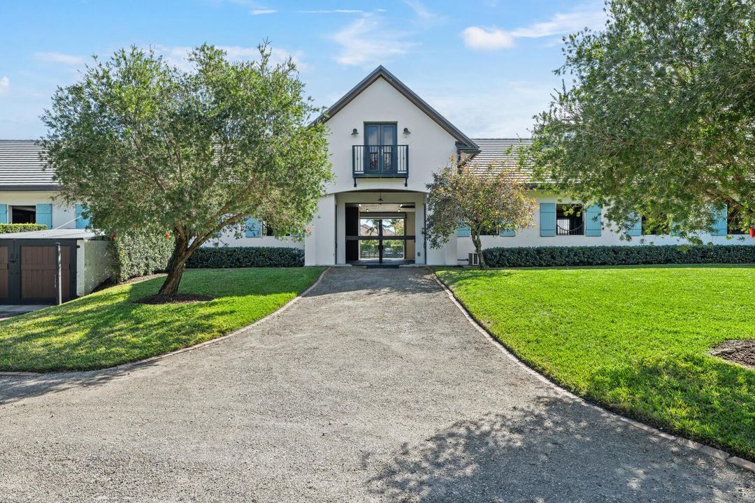 4915 Stables Way Wellington FL-large-067