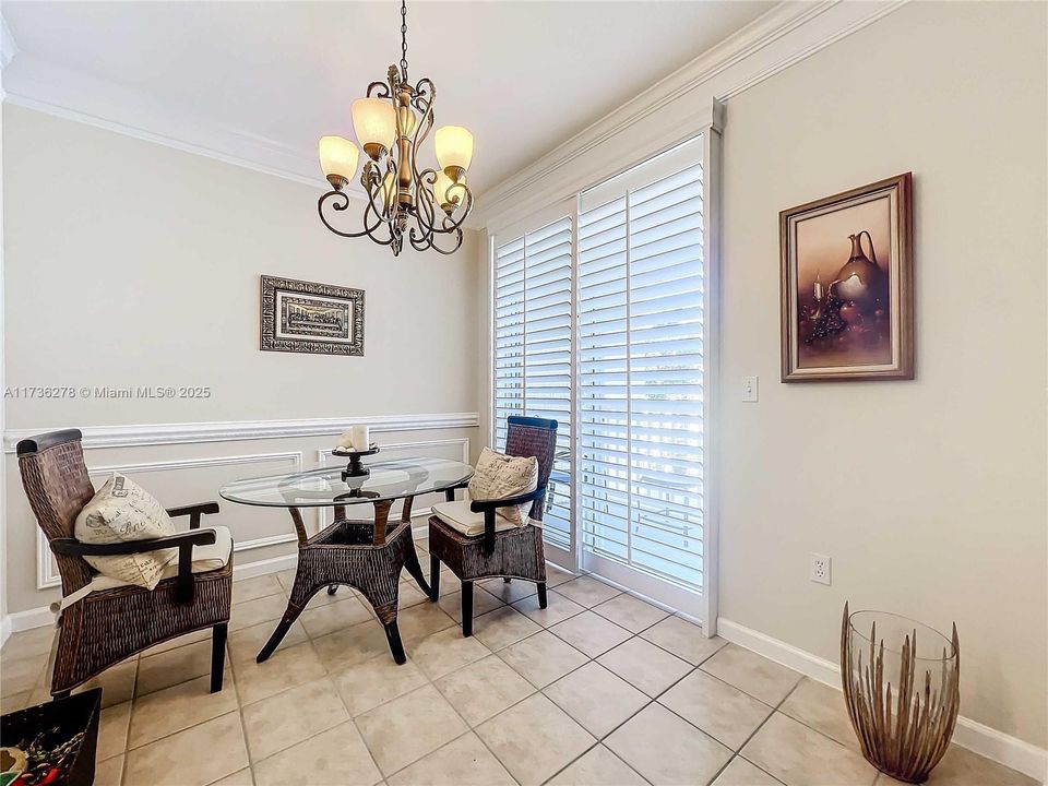 待售: $368,000 (2 贝兹, 2 浴室, 1344 平方英尺)