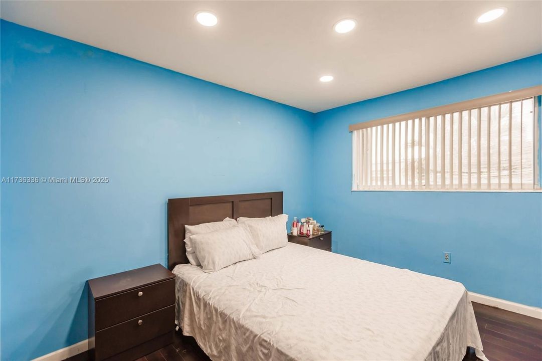 Active With Contract: $455,000 (3 beds, 2 baths, 1606 Square Feet)