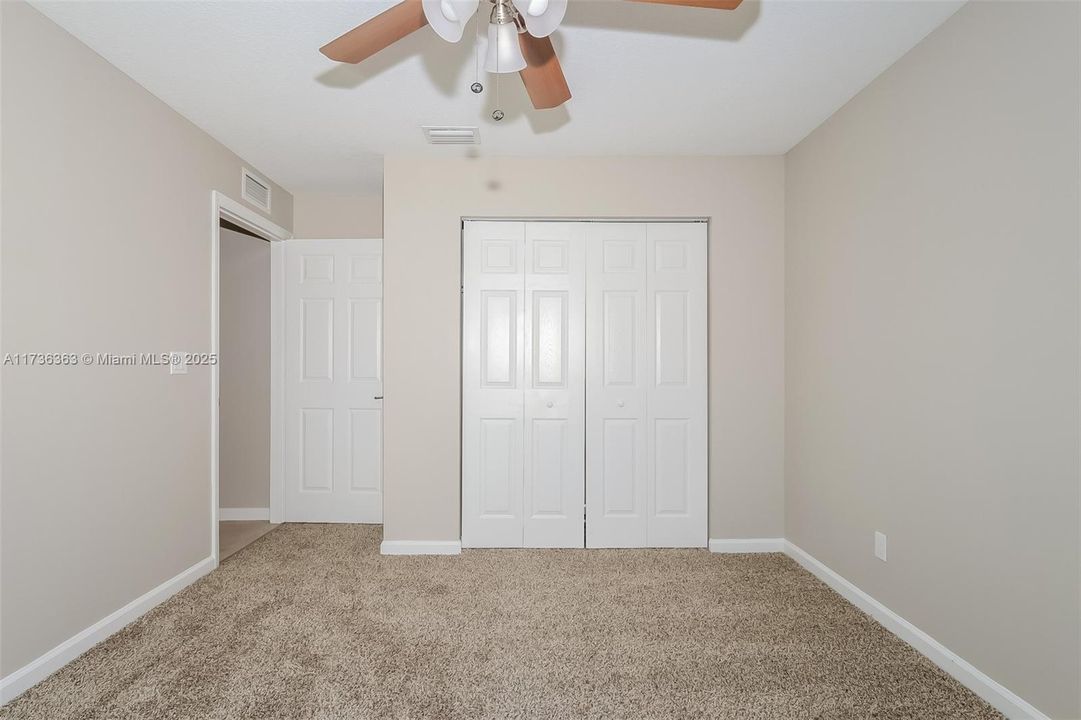 Recently Rented: $2,265 (3 beds, 2 baths, 1590 Square Feet)