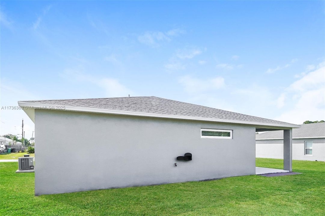 Recently Rented: $2,265 (3 beds, 2 baths, 1590 Square Feet)