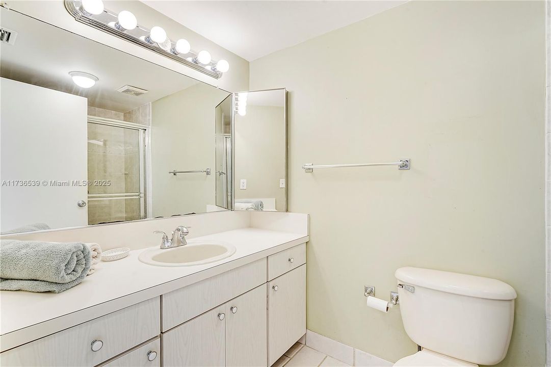 Vendido Recientemente: $249,900 (1 camas, 1 baños, 550 Pies cuadrados)