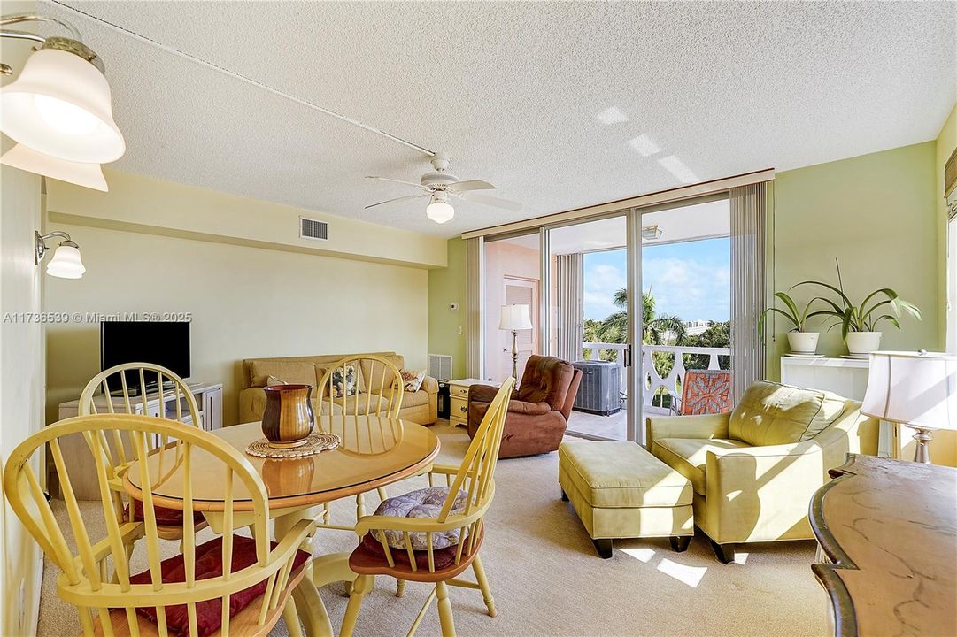 Vendido Recientemente: $249,900 (1 camas, 1 baños, 550 Pies cuadrados)