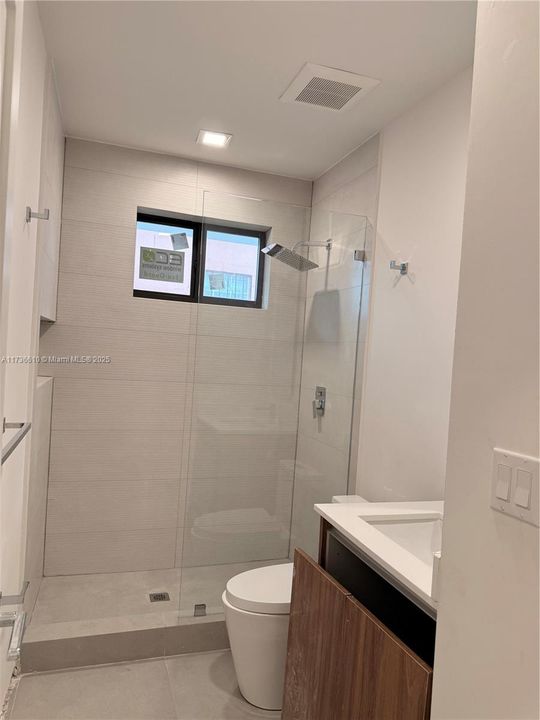 Activo con contrato: $610,000 (4 camas, 2 baños, 0 Pies cuadrados)