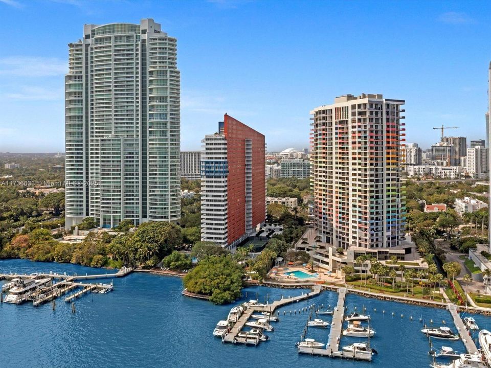 Vendido Recientemente: $745,000 (2 camas, 2 baños, 1316 Pies cuadrados)