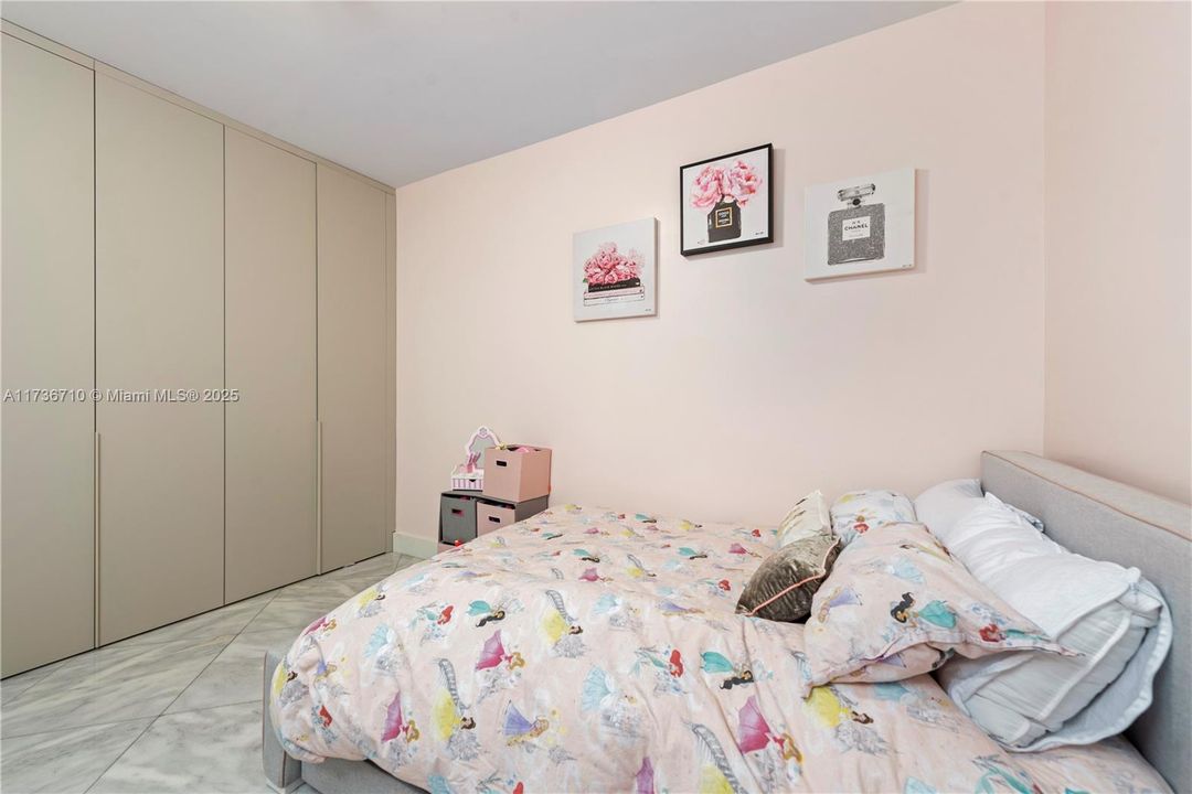 На продажу: $890,000 (3 спален, 3 ванн, 1849 Квадратных фут)