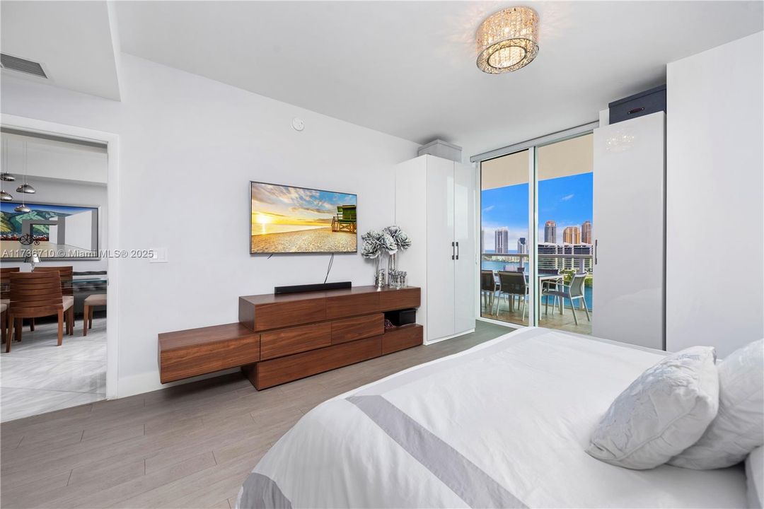 На продажу: $890,000 (3 спален, 3 ванн, 1849 Квадратных фут)