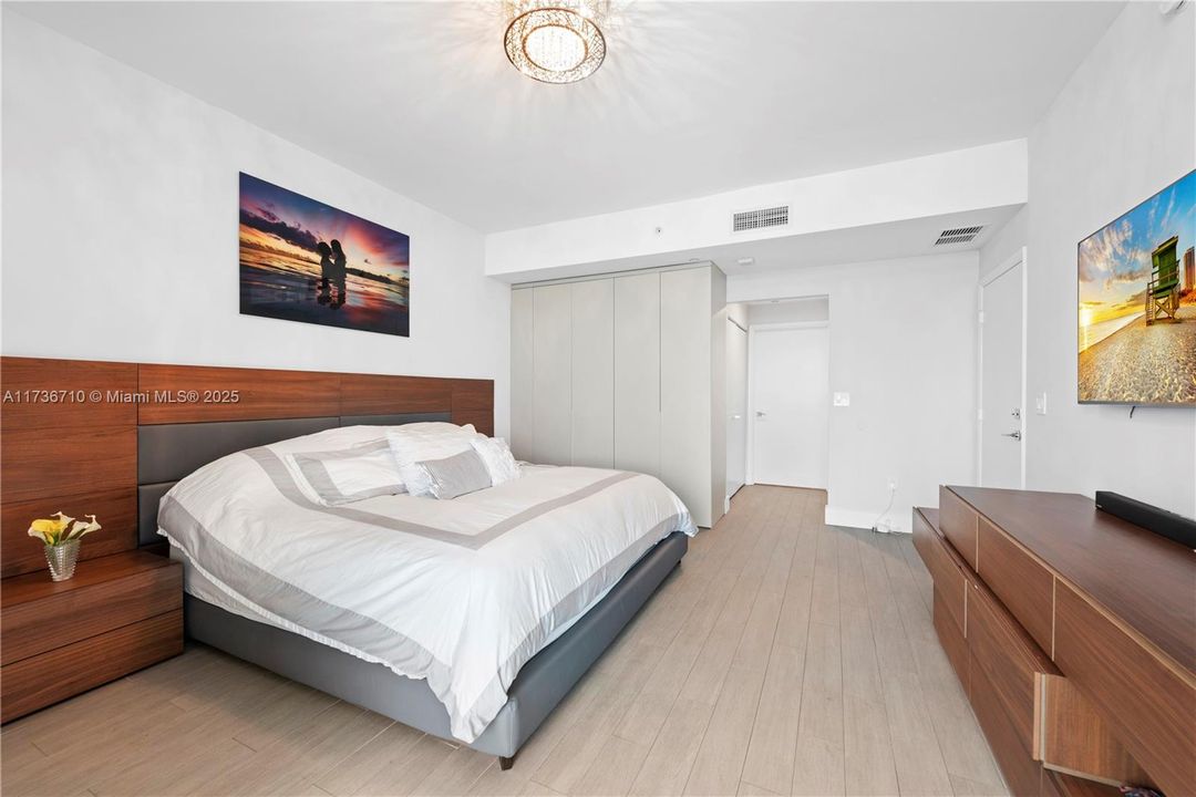 На продажу: $890,000 (3 спален, 3 ванн, 1849 Квадратных фут)