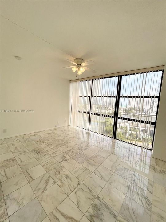 Recently Rented: $2,800 (2 beds, 2 baths, 1430 Square Feet)