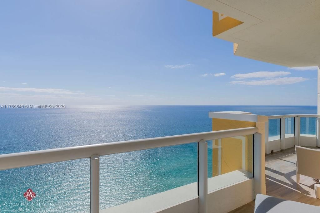 Recently Sold: $5,300,000 (4 beds, 4 baths, 2736 Square Feet)