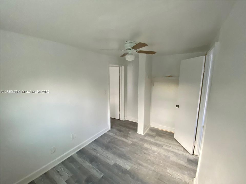 最近租的: $1,150 (1 贝兹, 1 浴室, 0 平方英尺)