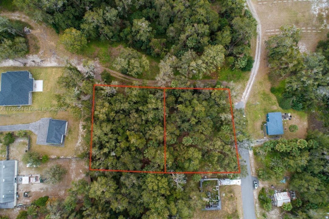 Vendido Recientemente: $40,000 (0.36 acres)