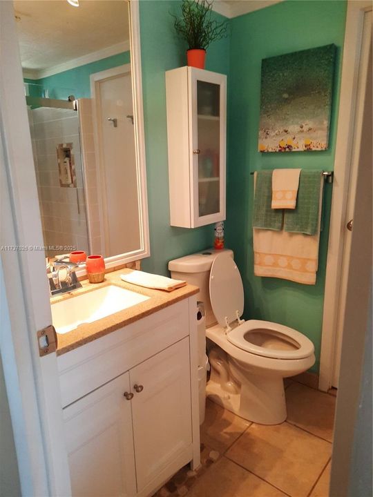 Под контрактом: $198,000 (2 спален, 2 ванн, 1152 Квадратных фут)