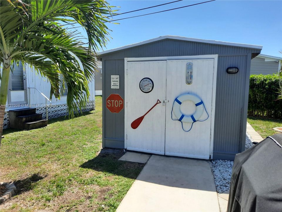 Под контрактом: $198,000 (2 спален, 2 ванн, 1152 Квадратных фут)