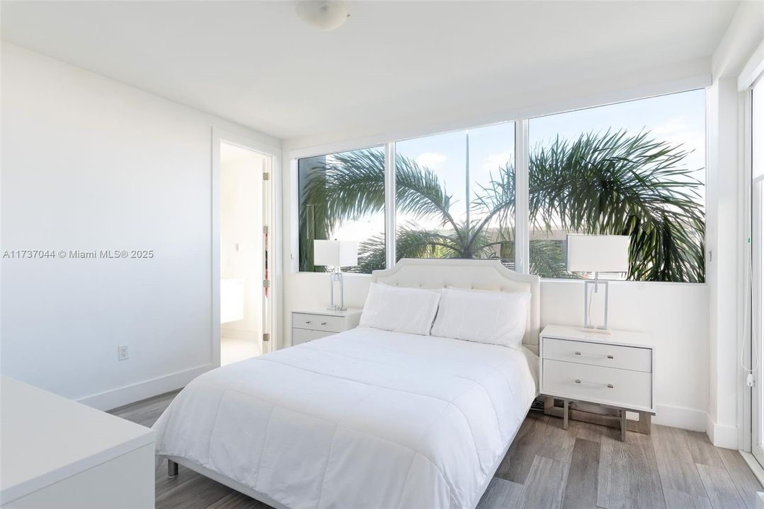 Activo con contrato: $2,200,000 (6 camas, 7 baños, 4874 Pies cuadrados)