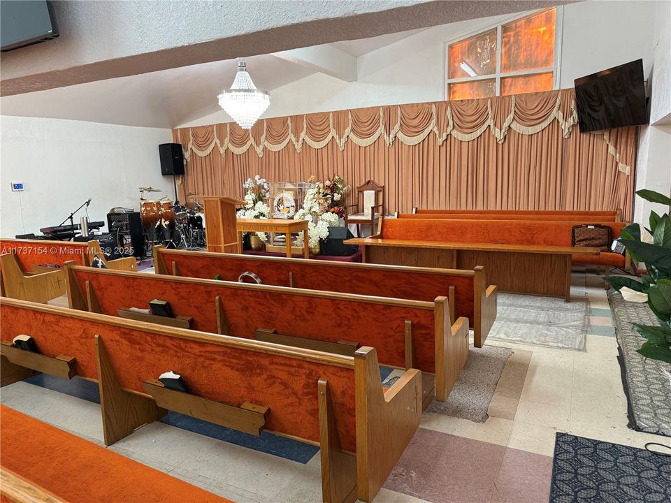 待售: $4,500,000 (0 贝兹, 0 浴室, 0 平方英尺)