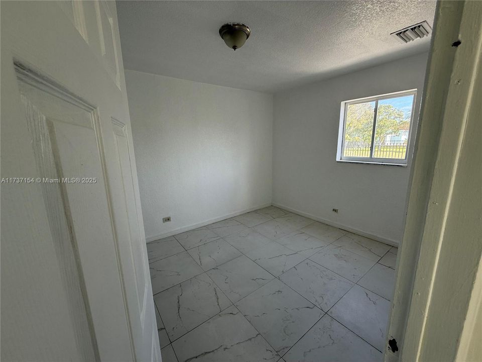 待售: $4,500,000 (0 贝兹, 0 浴室, 0 平方英尺)