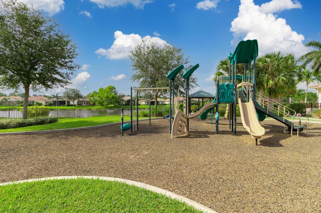 Island Club Playground