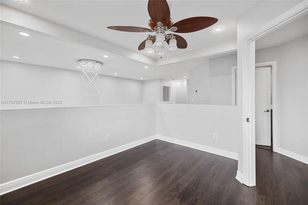 Recientemente alquilado: $4,200 (4 camas, 2 baños, 2208 Pies cuadrados)