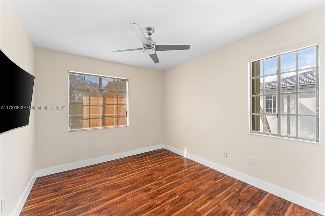 Active With Contract: $1,250,000 (4 beds, 2 baths, 2702 Square Feet)