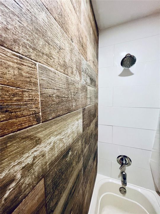 待售: $318,000 (2 贝兹, 2 浴室, 1180 平方英尺)