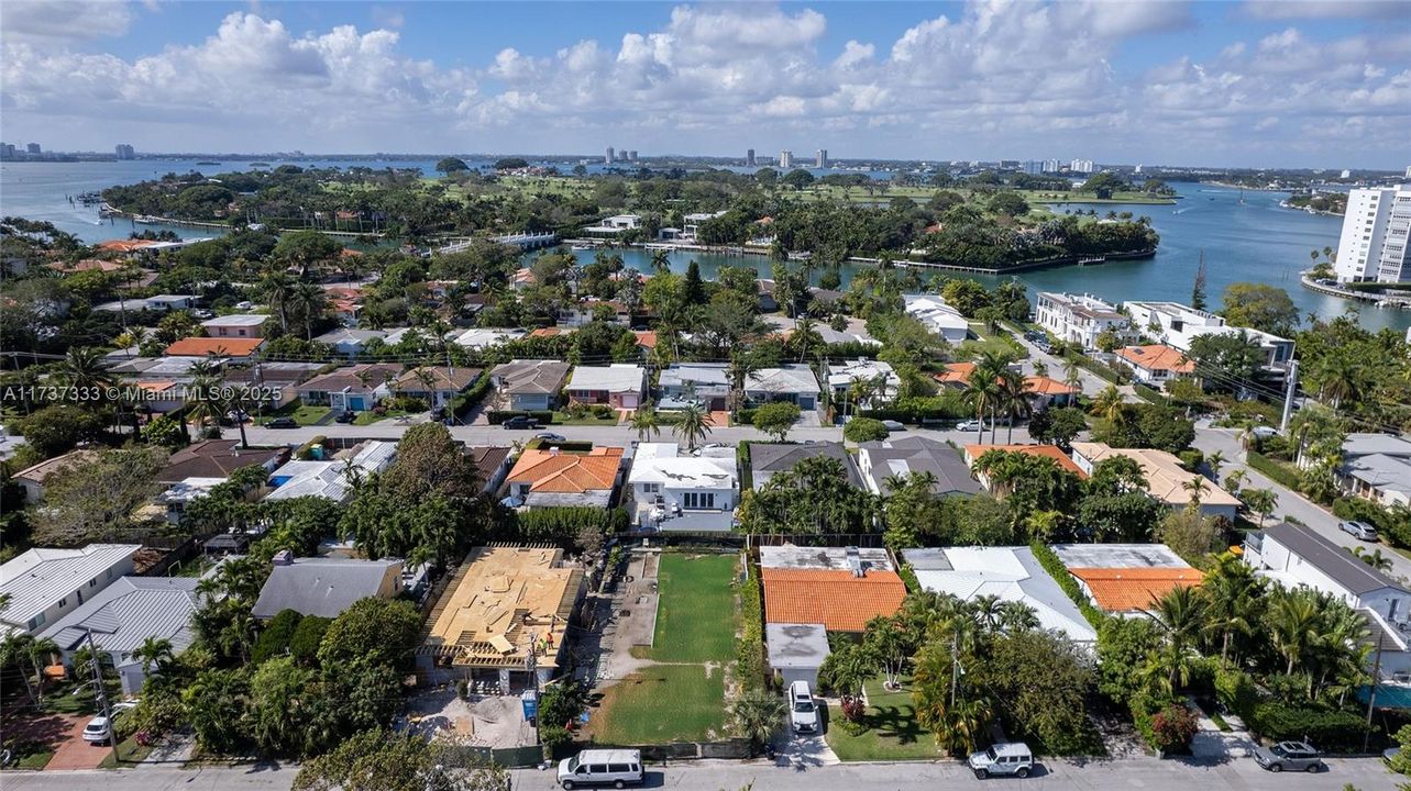 Recently Sold: $1,499,000 (0.13 acres)