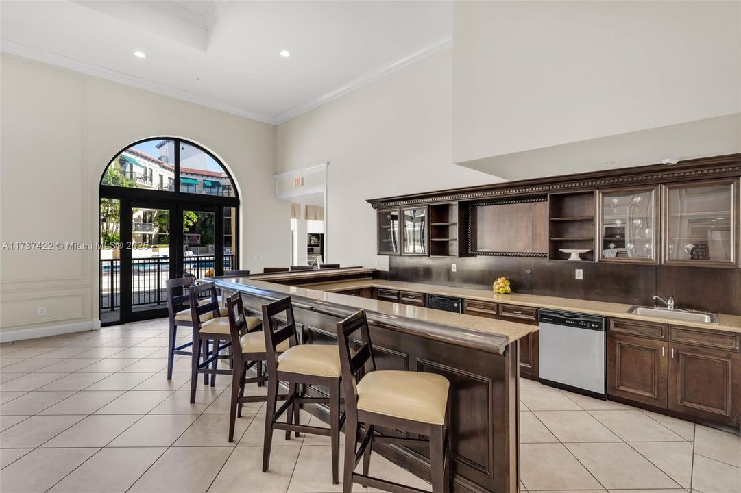 Vendido Recientemente: $475,000 (1 camas, 1 baños, 780 Pies cuadrados)