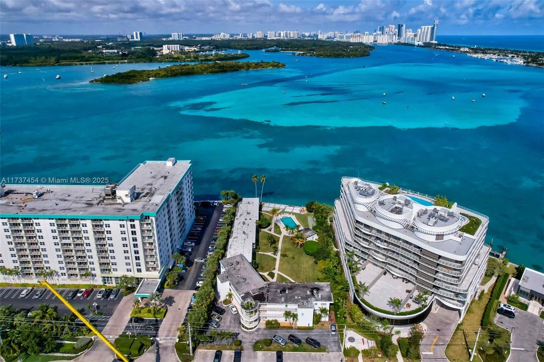 Vendido Recientemente: $320,000 (2 camas, 2 baños, 750 Pies cuadrados)