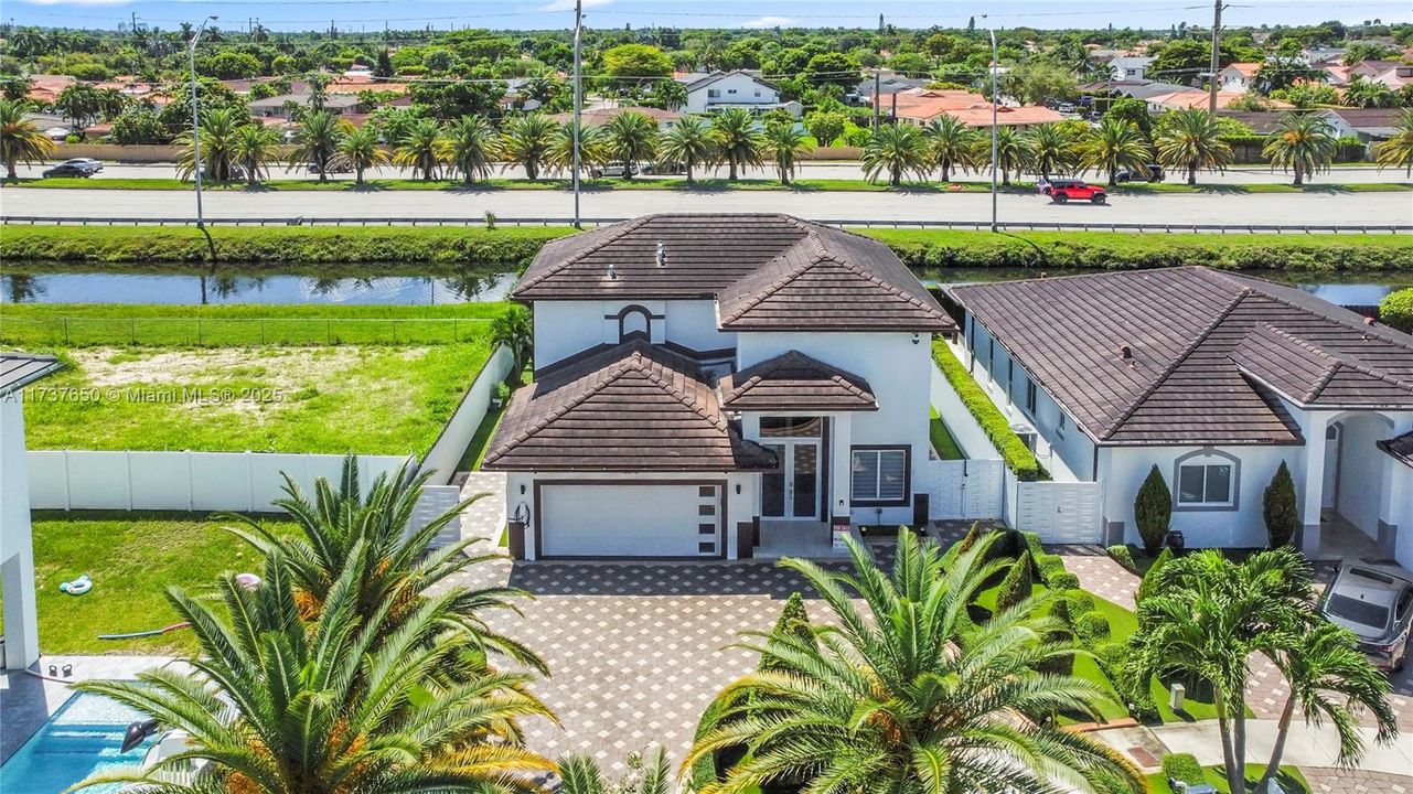 待售: $1,174,999 (4 贝兹, 3 浴室, 2166 平方英尺)