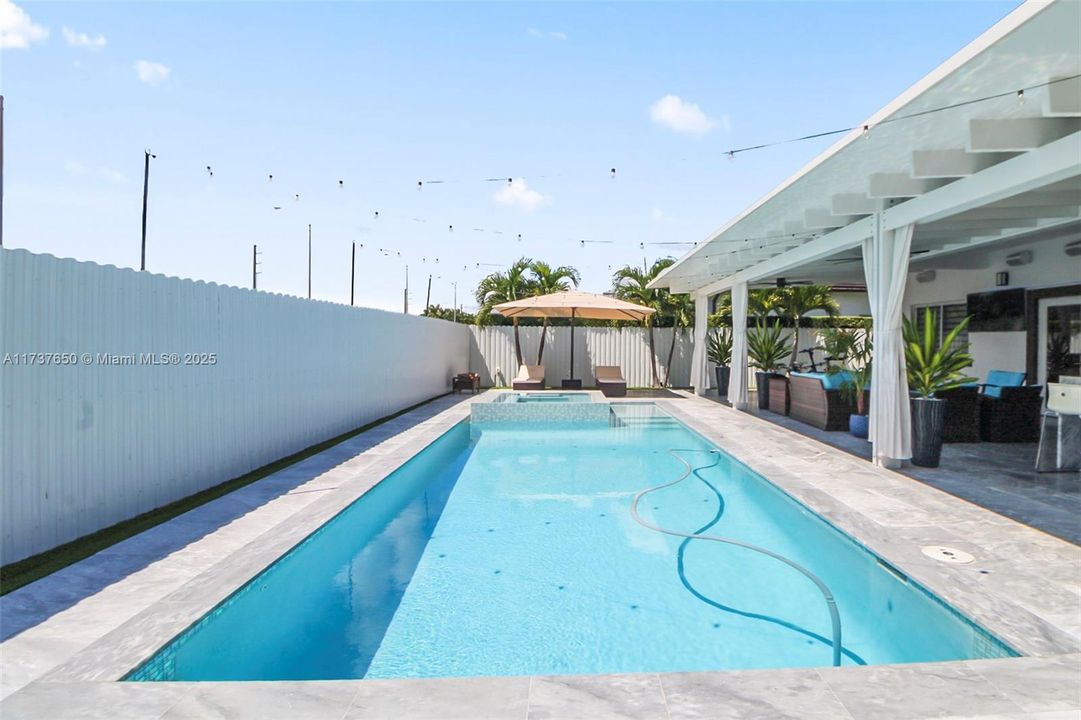 待售: $1,174,999 (4 贝兹, 3 浴室, 2166 平方英尺)