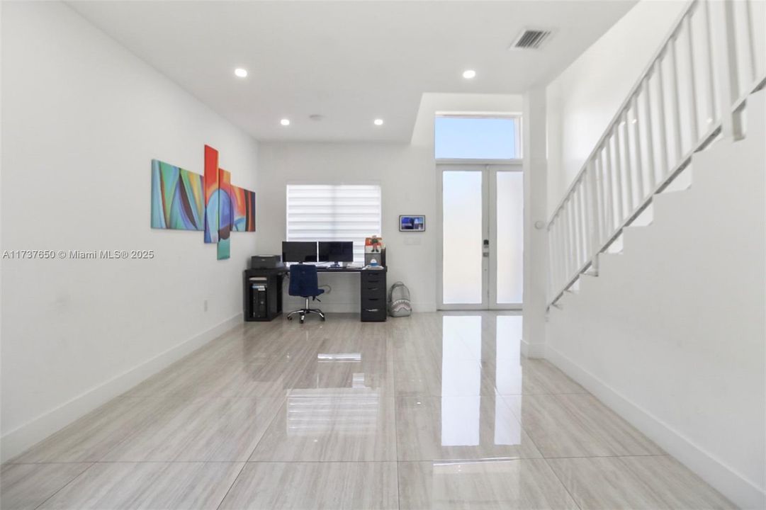 待售: $1,174,999 (4 贝兹, 3 浴室, 2166 平方英尺)