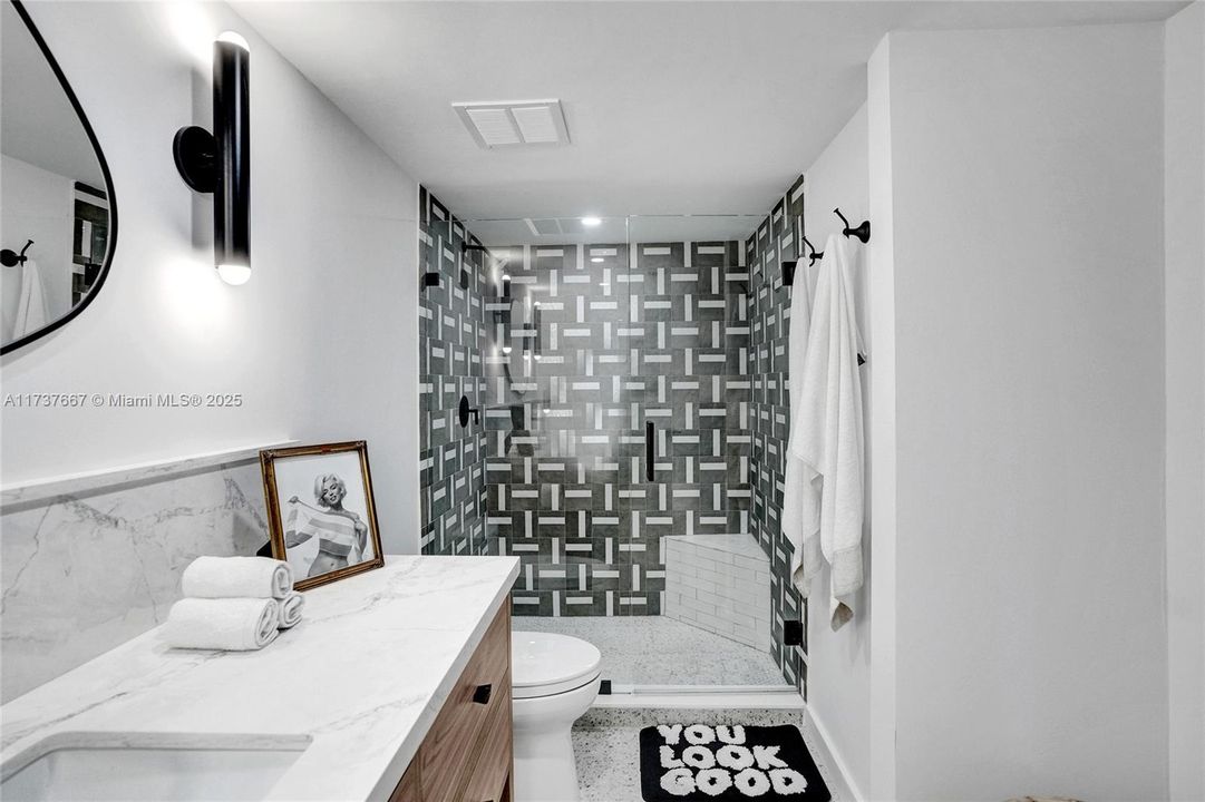 En Venta: $1,699,000 (3 camas, 2 baños, 1750 Pies cuadrados)