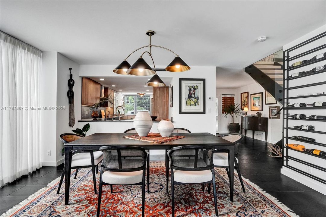 En Venta: $1,699,000 (3 camas, 2 baños, 1750 Pies cuadrados)