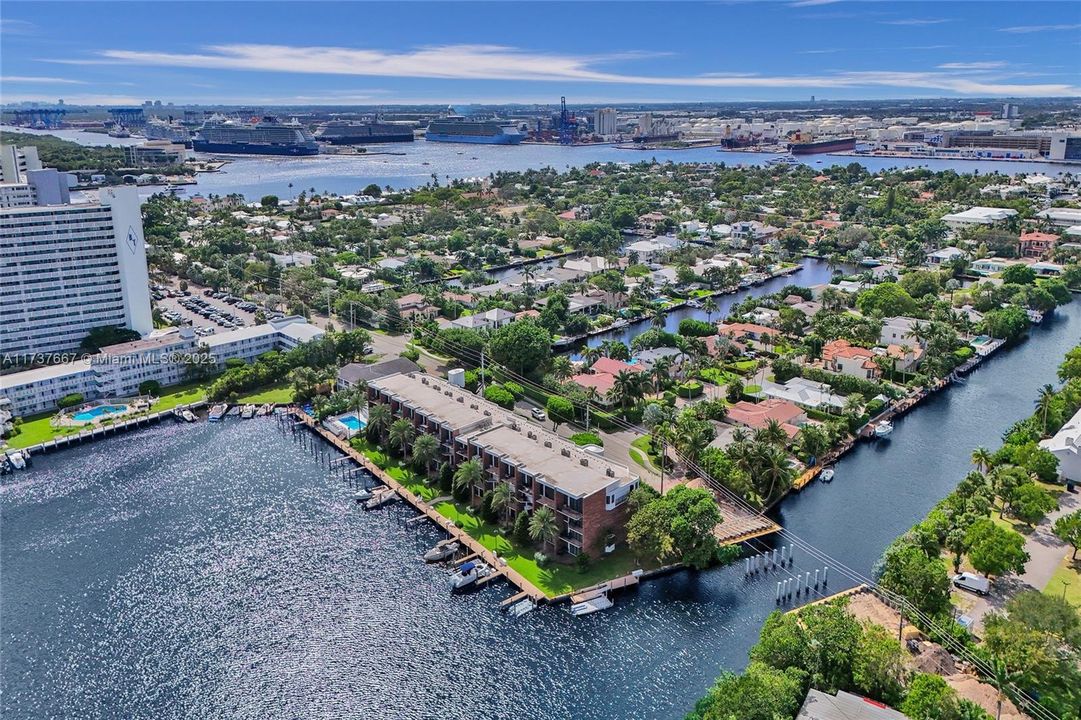 En Venta: $1,699,000 (3 camas, 2 baños, 1750 Pies cuadrados)