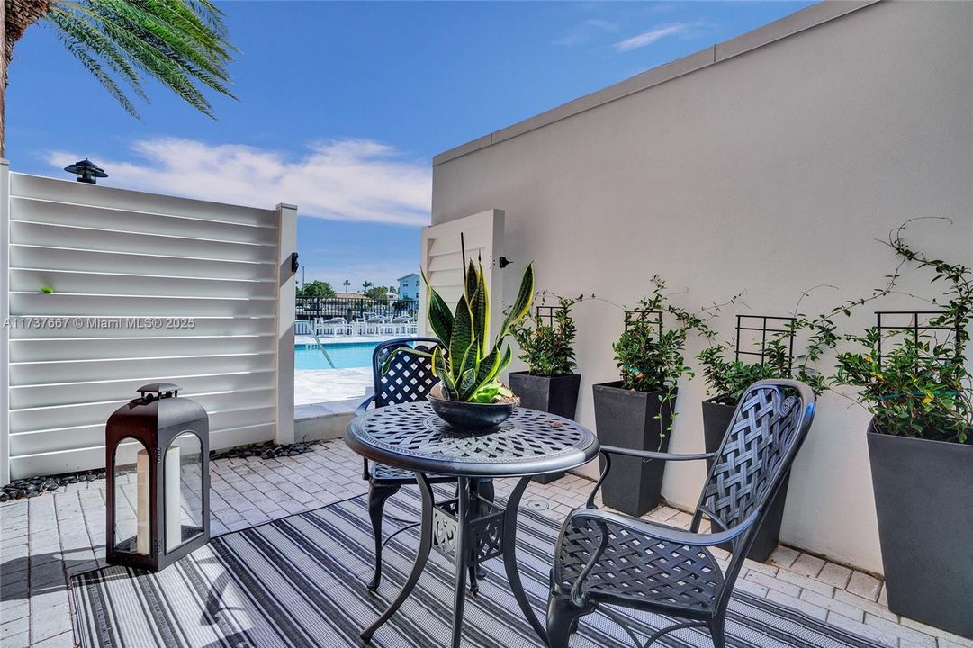 En Venta: $1,699,000 (3 camas, 2 baños, 1750 Pies cuadrados)