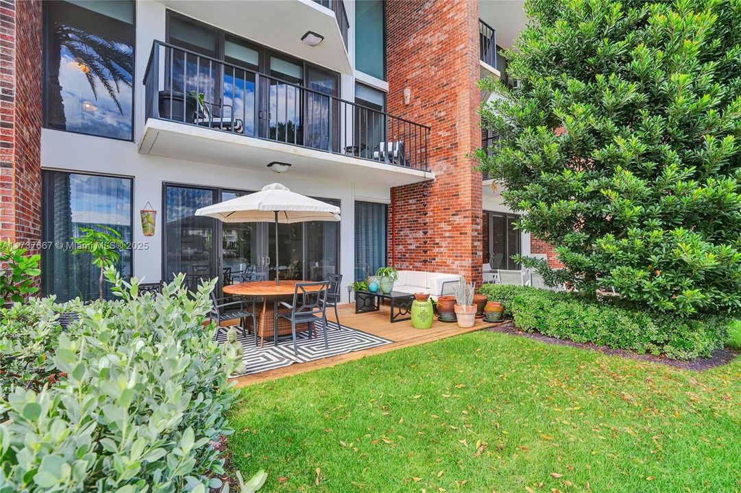 En Venta: $1,699,000 (3 camas, 2 baños, 1750 Pies cuadrados)